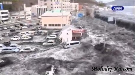 Цунами в японии