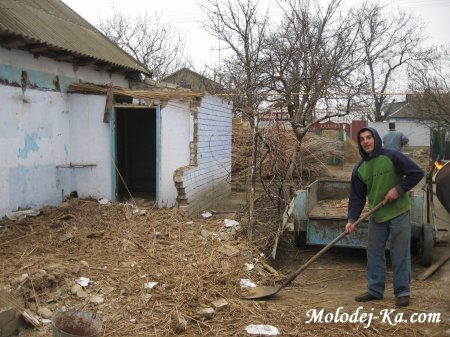 Помощь для бездомных! Дом милосердия (House of mercy) Украина с. Маяки
